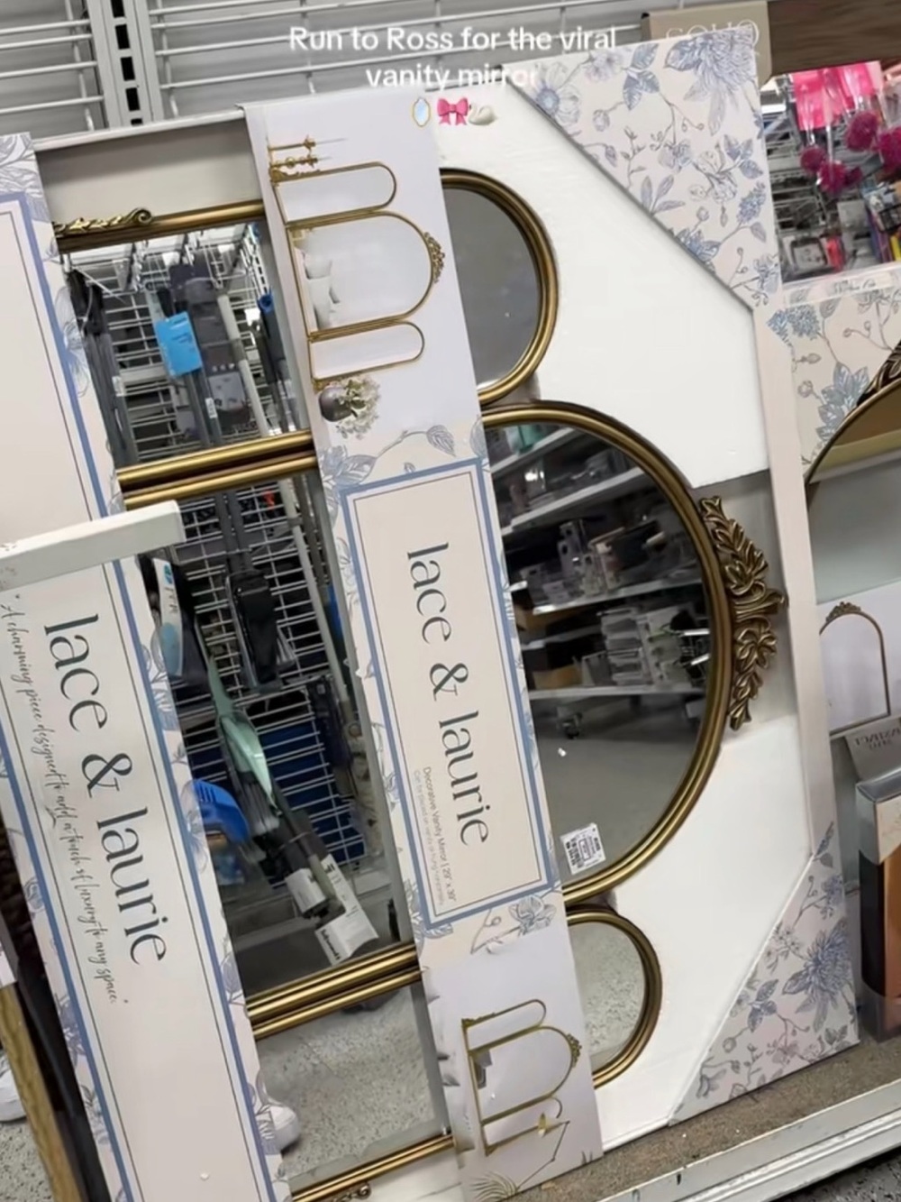 ISO Lace & Laurie Decorative Gold Wall Mirror Set